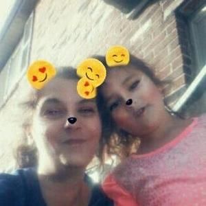 Meet your Posher, Desiree